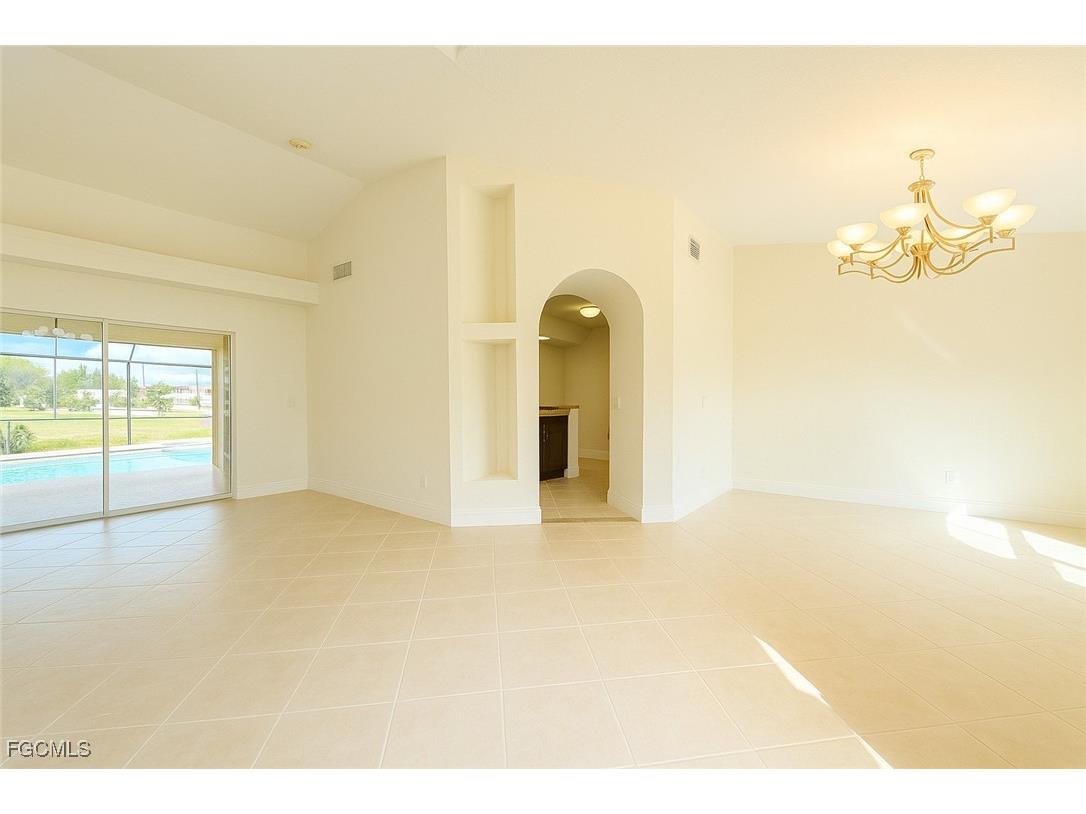 1631 SE 2nd Street Cape Coral FL 33990 2025018117 image3