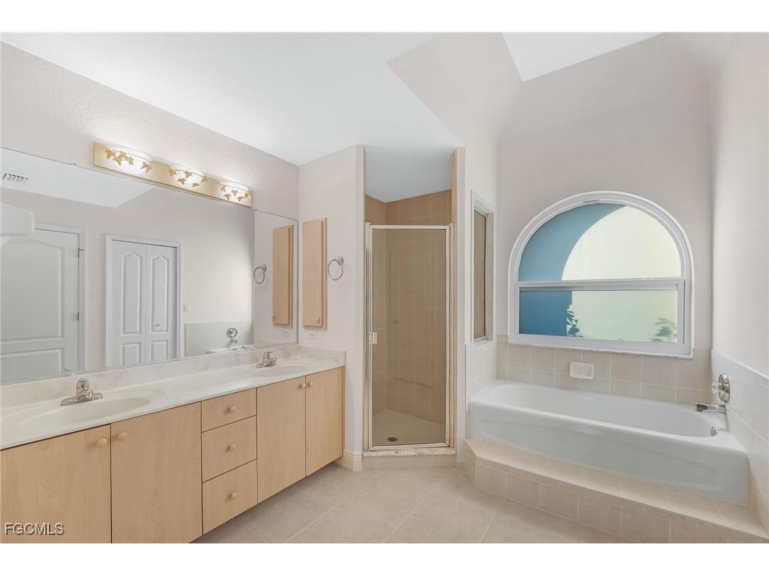 1631 SE 2nd Street Cape Coral FL 33990 2026000485 image15