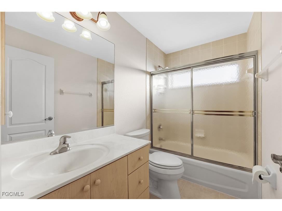 1631 SE 2nd Street Cape Coral FL 33990 2026000485 image28