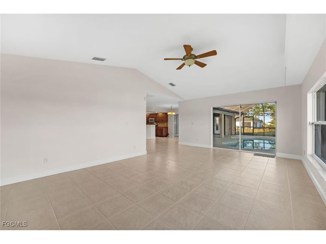 1631 SE 2nd Street Cape Coral FL 33990 2026000485 image33