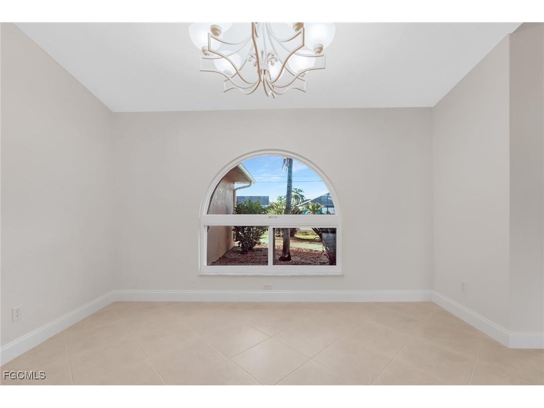 1631 SE 2nd Street Cape Coral FL 33990 2026000485 image9