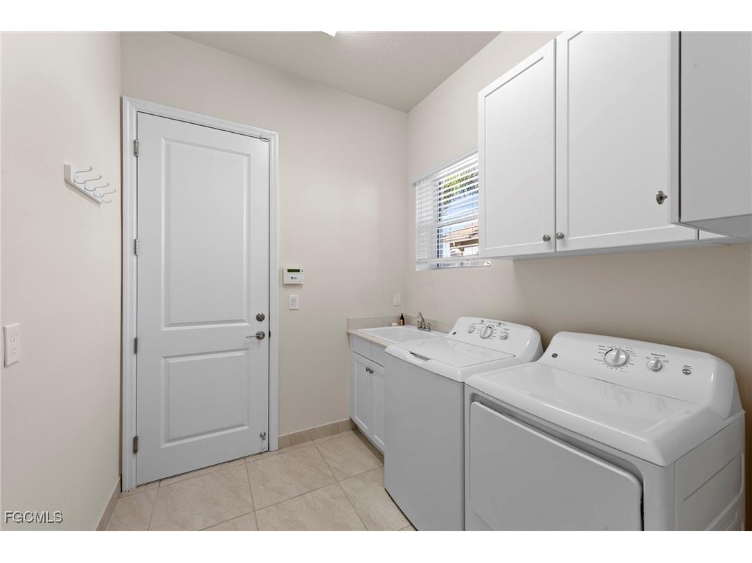 16312 Molise Place Bonita Springs FL 34135 2025010523 image10