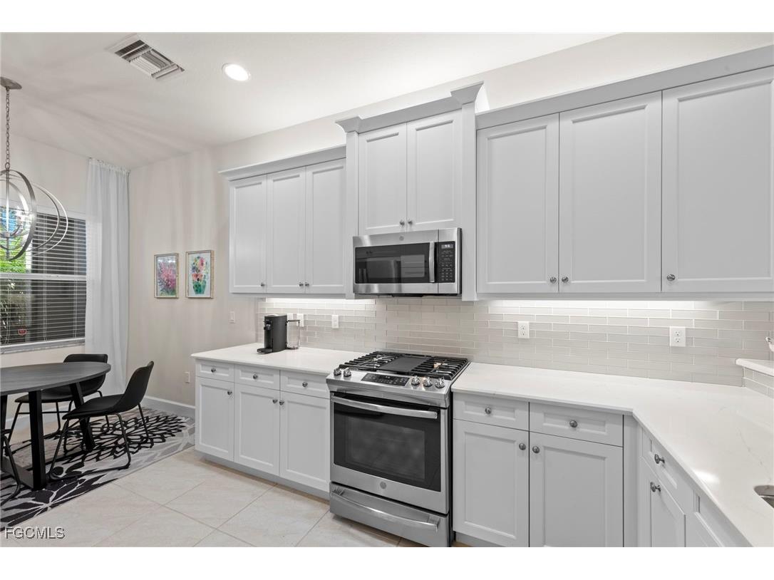 16312 Molise Place Bonita Springs FL 34135 2025010523 image19