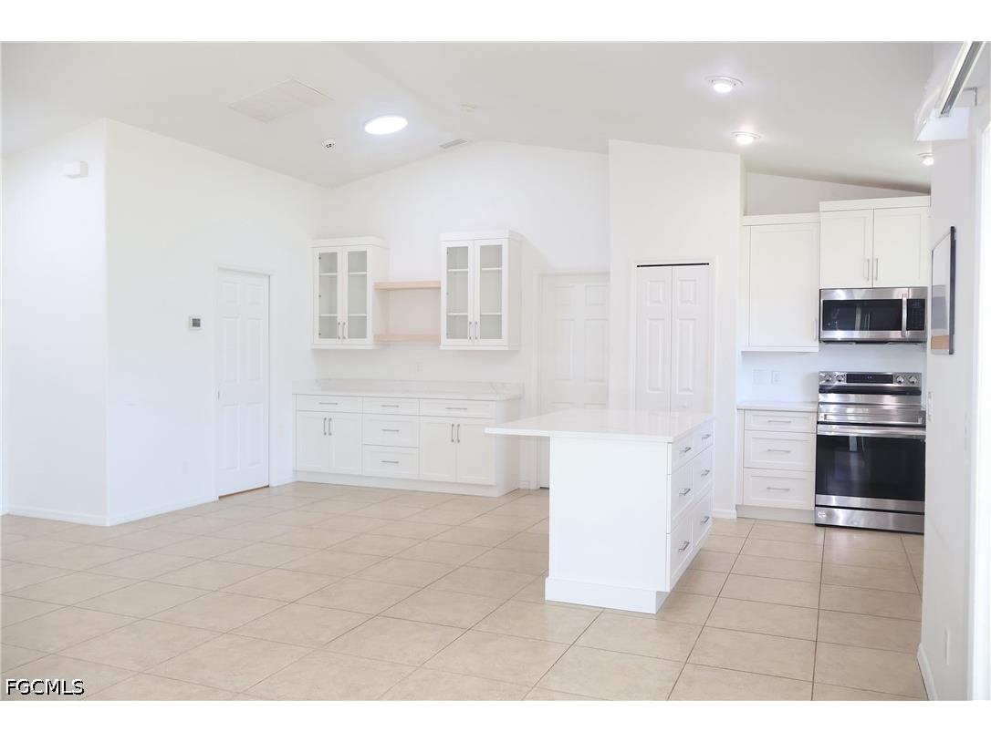 1632 SW 18th Street Cape Coral FL 33991 2026018006 image10