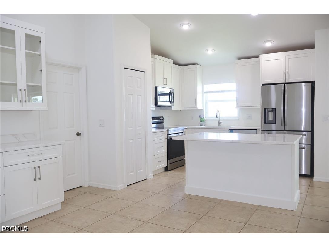 1632 SW 18th Street Cape Coral FL 33991 2026018006 image13