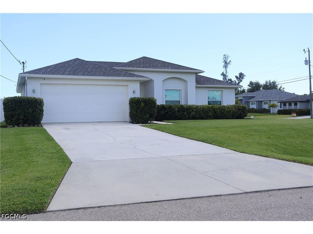 1632 SW 18th Street Cape Coral FL 33991 2026018006 image3