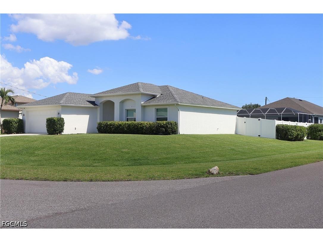 1632 SW 18th Street Cape Coral FL 33991 2026018006 image4
