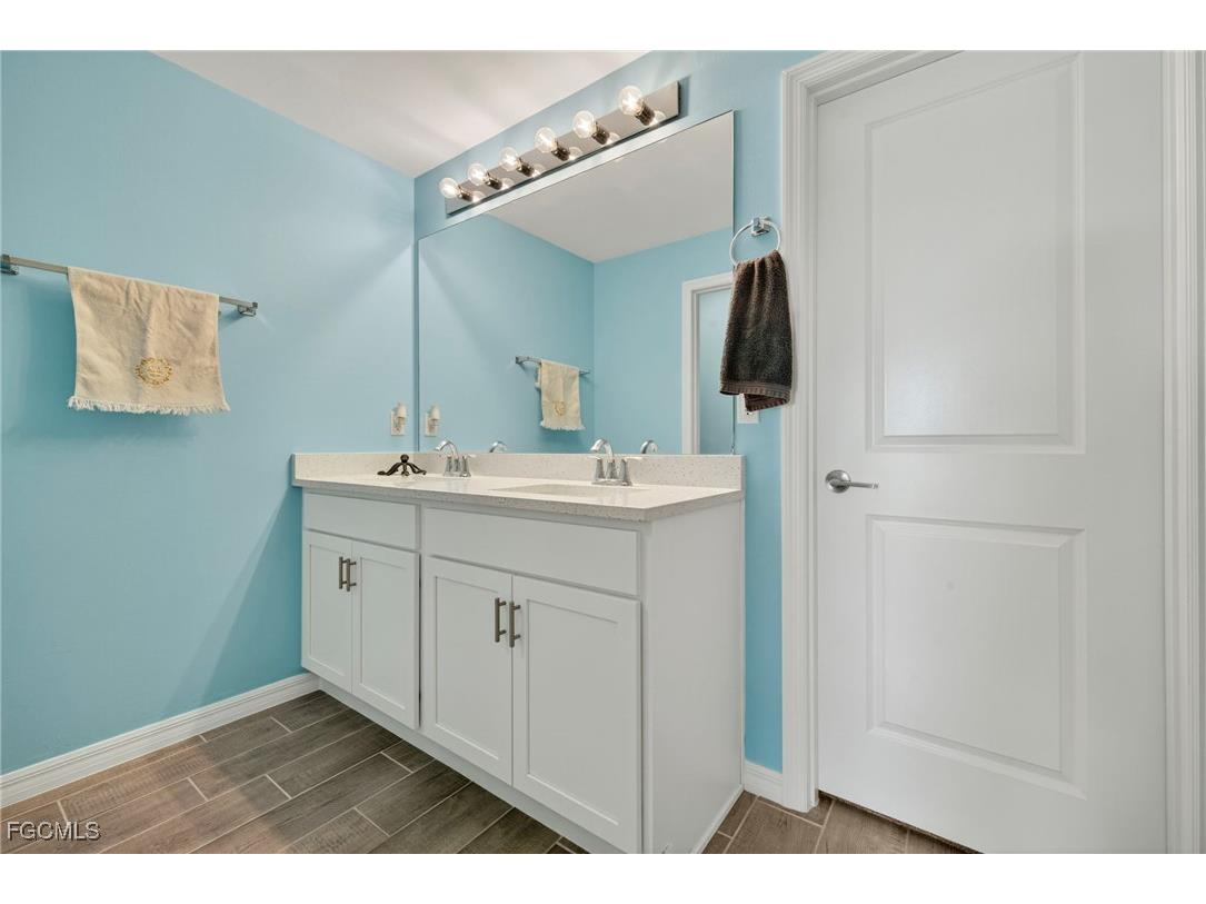 1632 SW 28th Terrace Cape Coral FL 33914 2025014536 image19