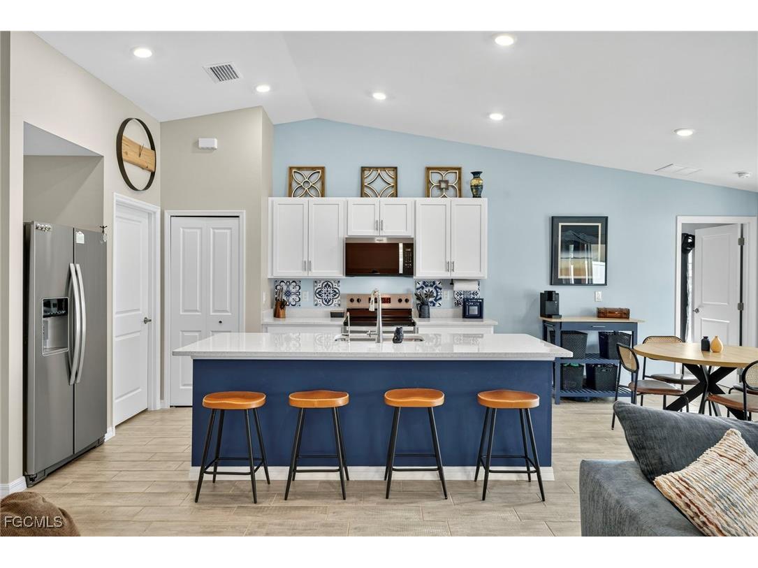 1632 SW 28th Terrace Cape Coral FL 33914 2025014536 image3