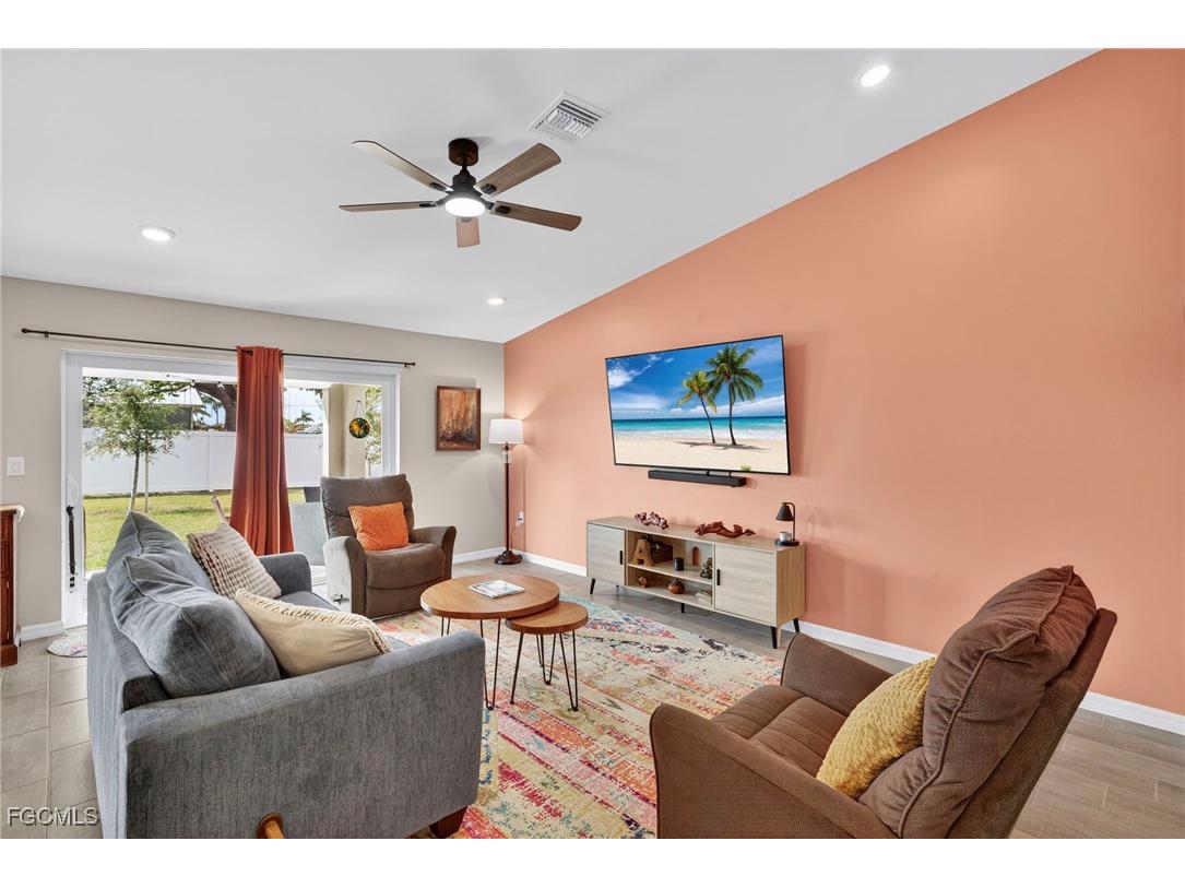 1632 SW 28th Terrace Cape Coral FL 33914 2025014536 image8