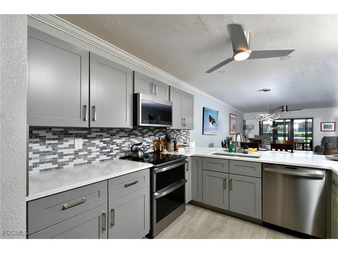 16321 Kelly Woods Drive #186 Fort Myers FL 33908 2025015333 image9