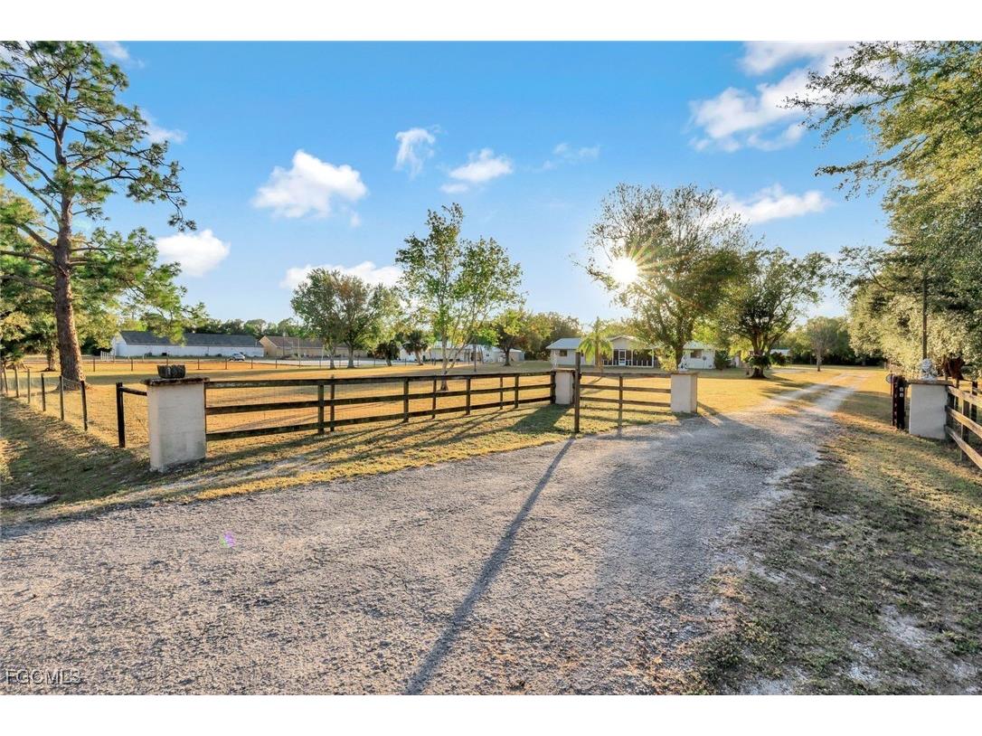 16321 Slater Road North Fort Myers FL 33917 2026000540 image2