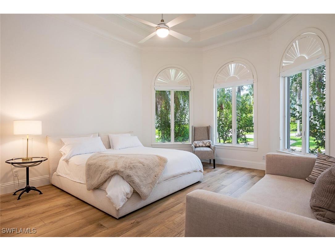 1633 Chinaberry Way Naples FL 34105 225064027 image18