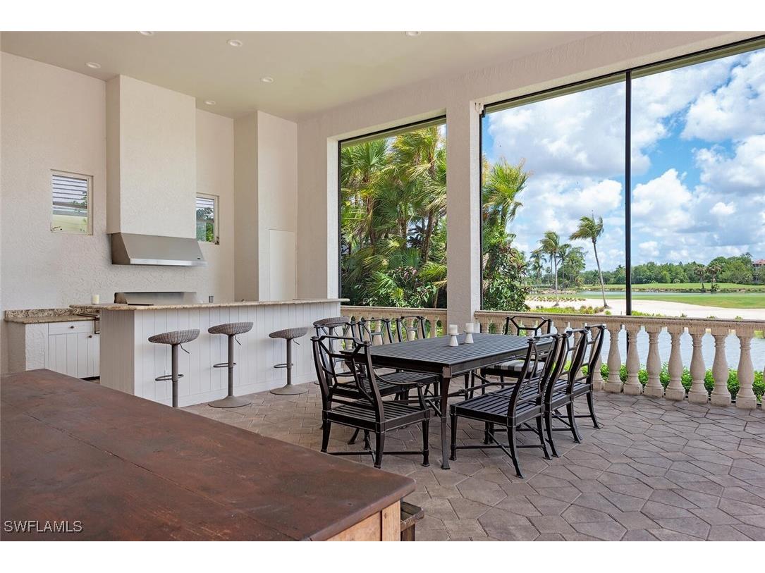 1633 Chinaberry Way Naples FL 34105 225064027 image4