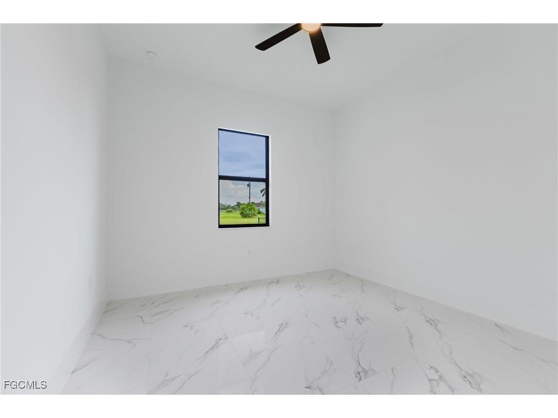 1633 NW 31st Place Cape Coral FL 33993 2025023286 image18