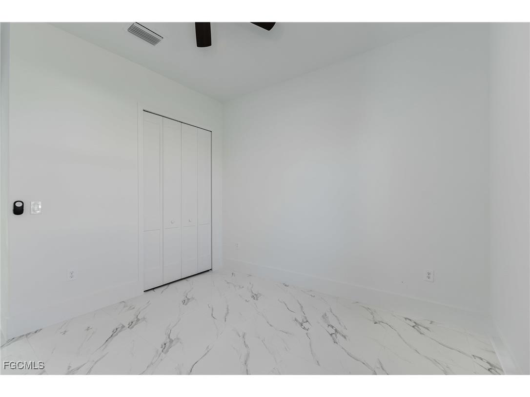 1633 NW 31st Place Cape Coral FL 33993 2025023286 image20