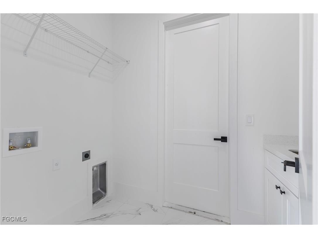 1633 NW 31st Place Cape Coral FL 33993 2025023286 image25