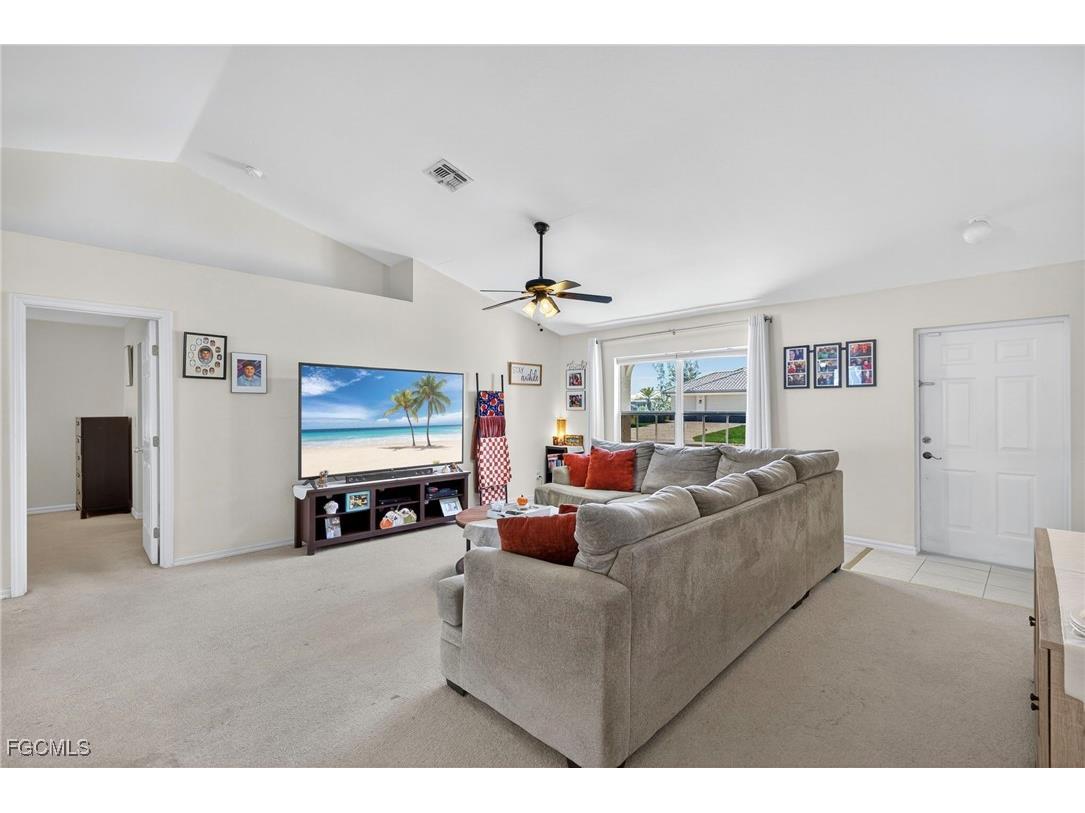 1633 NW 37th Place Cape Coral FL 33993 2025016461 image16