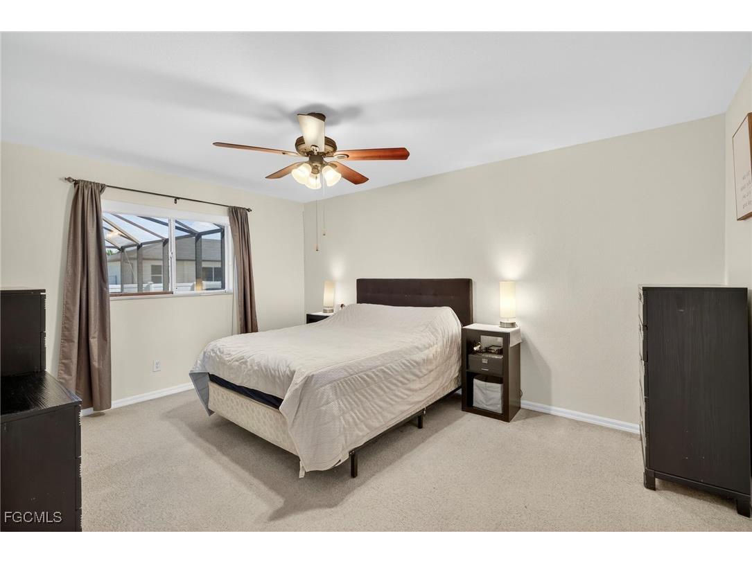 1633 NW 37th Place Cape Coral FL 33993 2025016461 image17