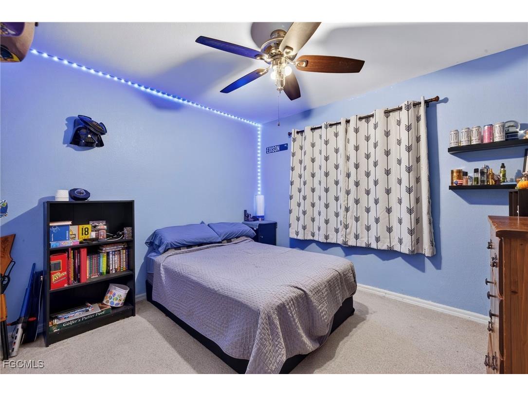 1633 NW 37th Place Cape Coral FL 33993 2025016461 image23