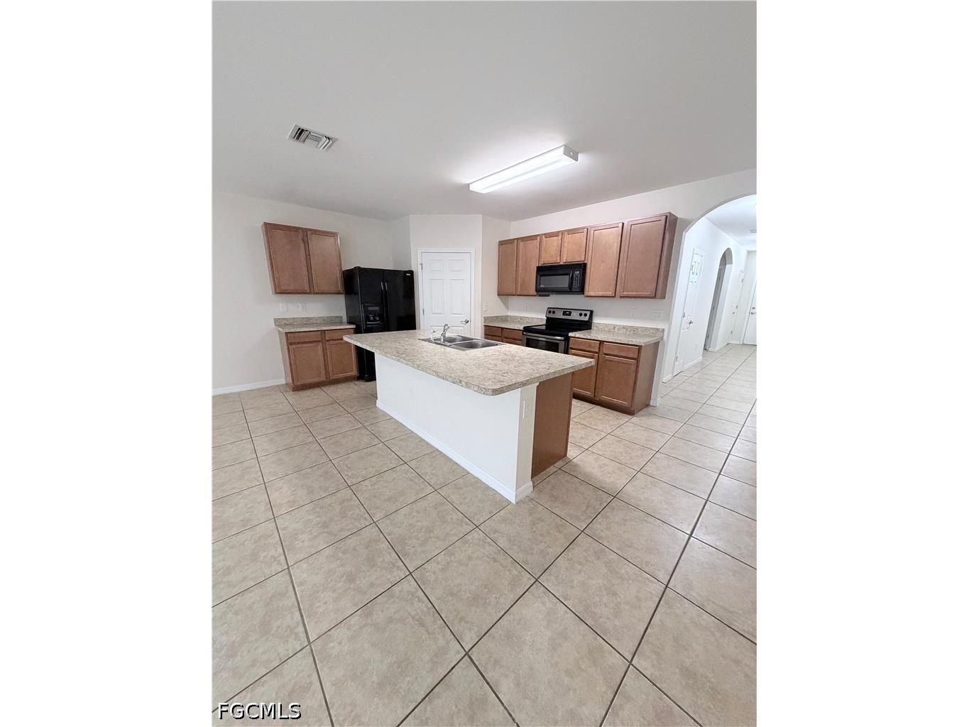 1633 SW 12th Terrace Cape Coral FL 33991 2026025774 image8