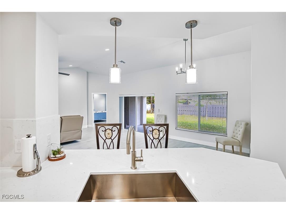 1633 SW 43rd Street Cape Coral FL 33914 2026001755 image15