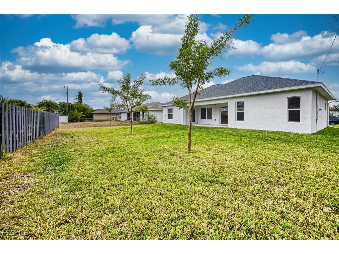 1633 SW 43rd Street Cape Coral FL 33914 2026001755 image36