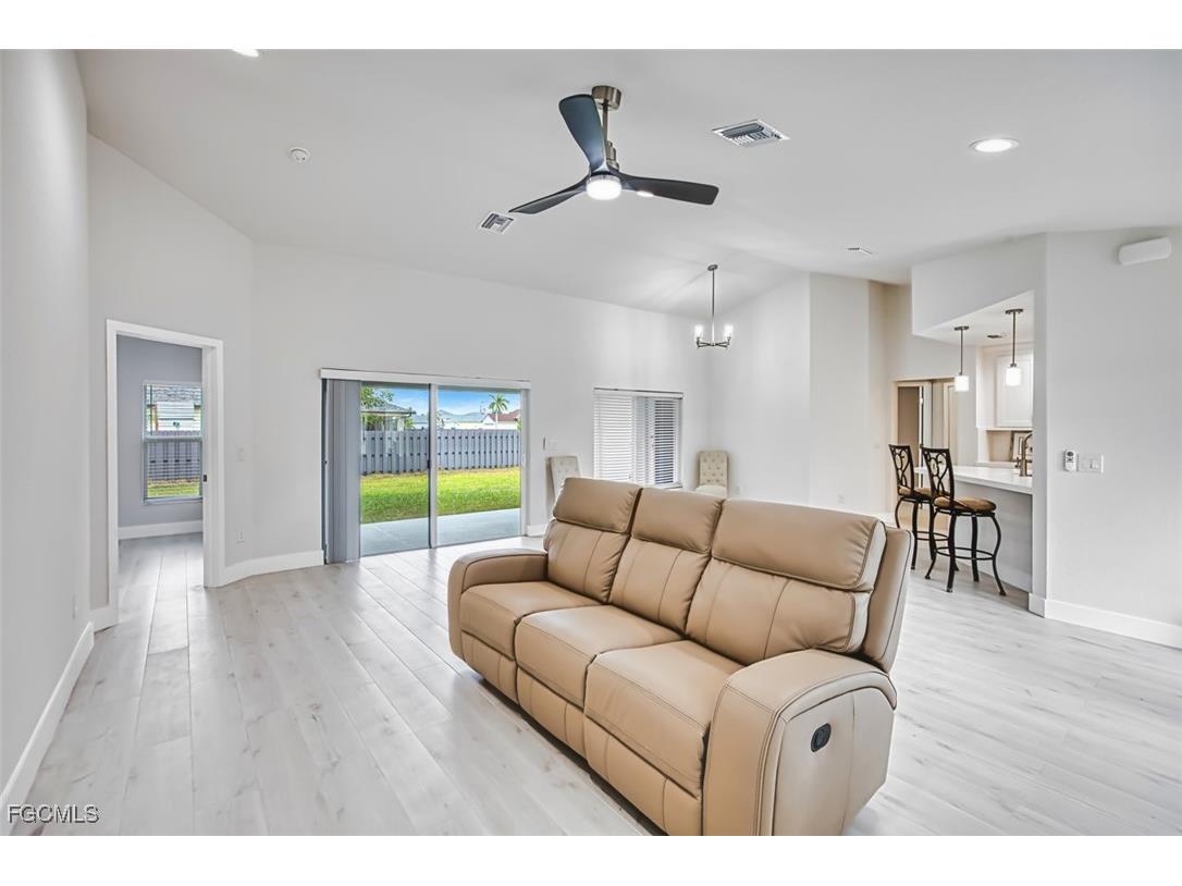 1633 SW 43rd Street Cape Coral FL 33914 2026001755 image9