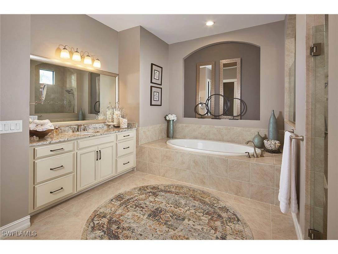 1633 Songbird Court Naples FL 34120 225056945 image20