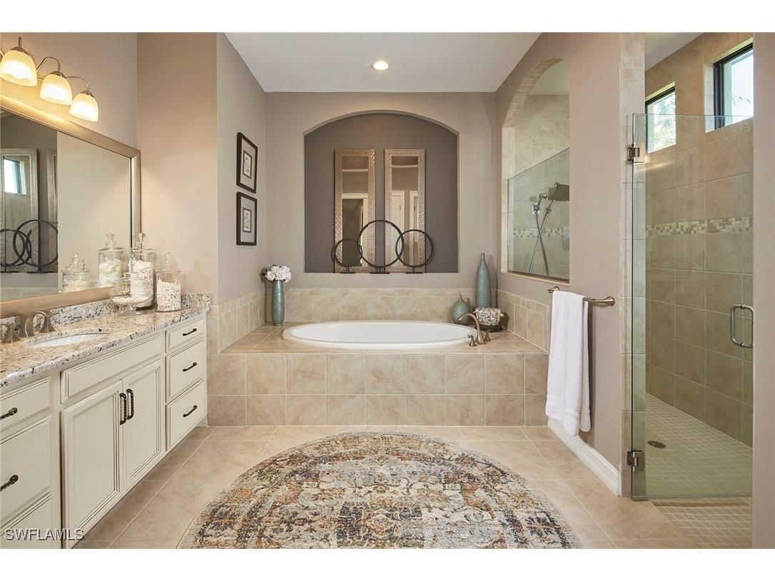 1633 Songbird Court Naples FL 34120 225056945 image21