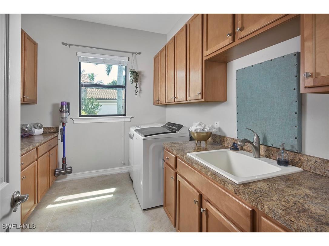 1633 Songbird Court Naples FL 34120 225056945 image48