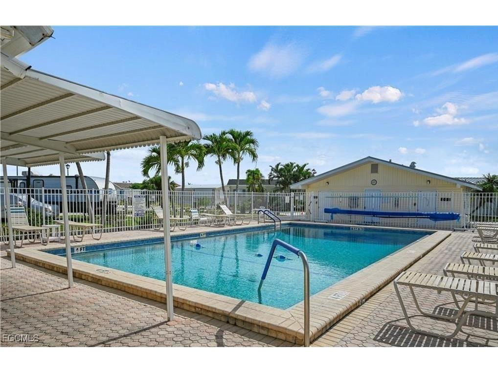 16331 Hermit Thrush Lane Fort Myers FL 33908 2025022899 image18