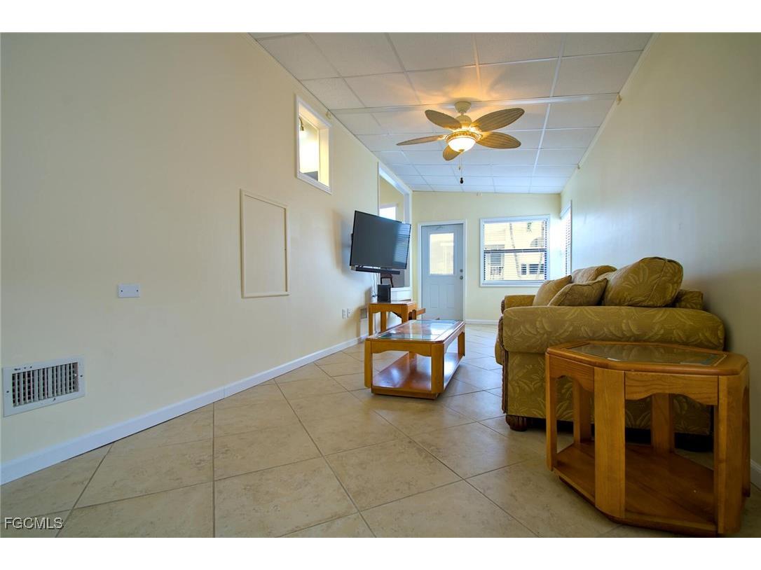 16331 Hermit Thrush Lane Fort Myers FL 33908 2025022899 image5