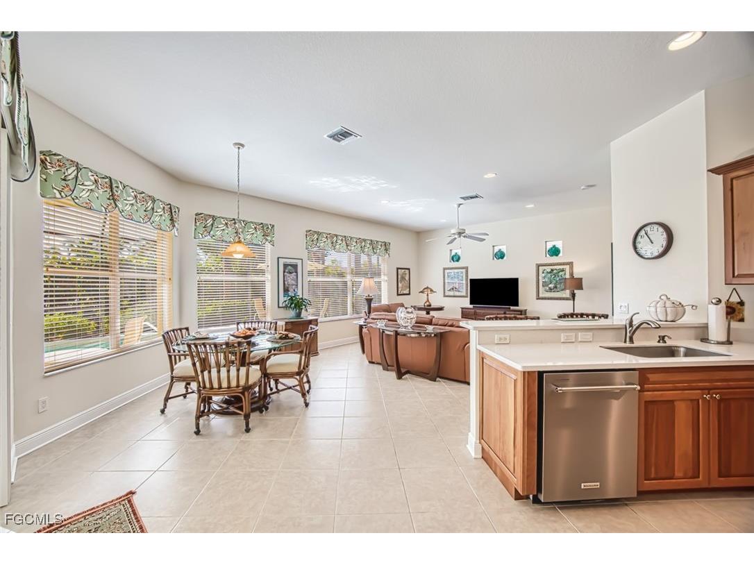 16338 Coco Hammock Way Fort Myers FL 33908 2025022367 image10