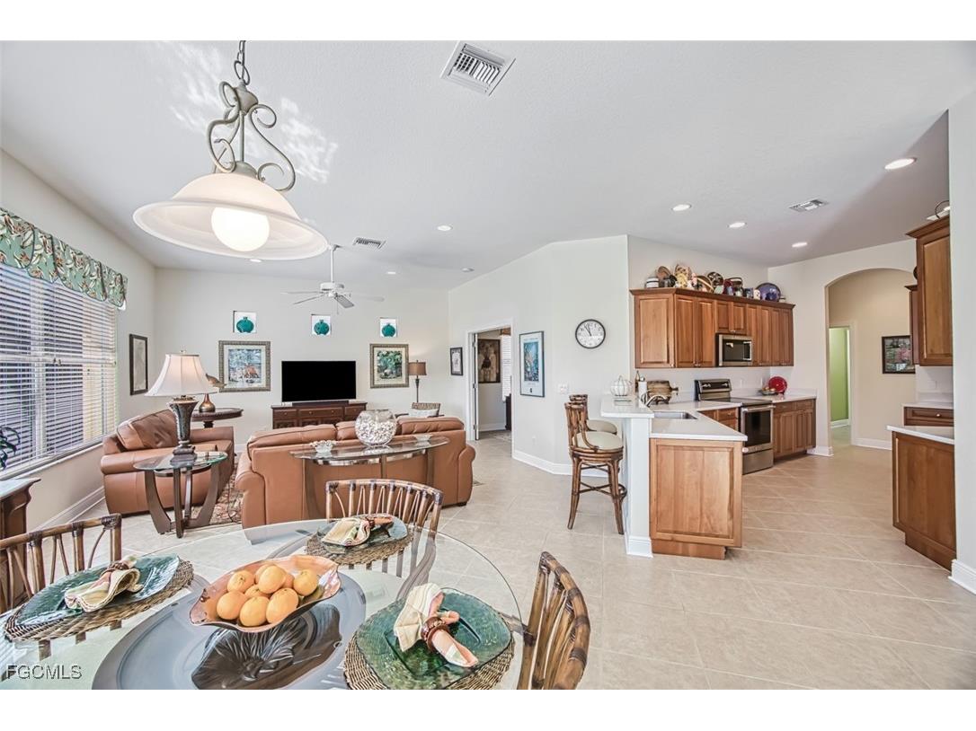 16338 Coco Hammock Way Fort Myers FL 33908 2025022367 image12