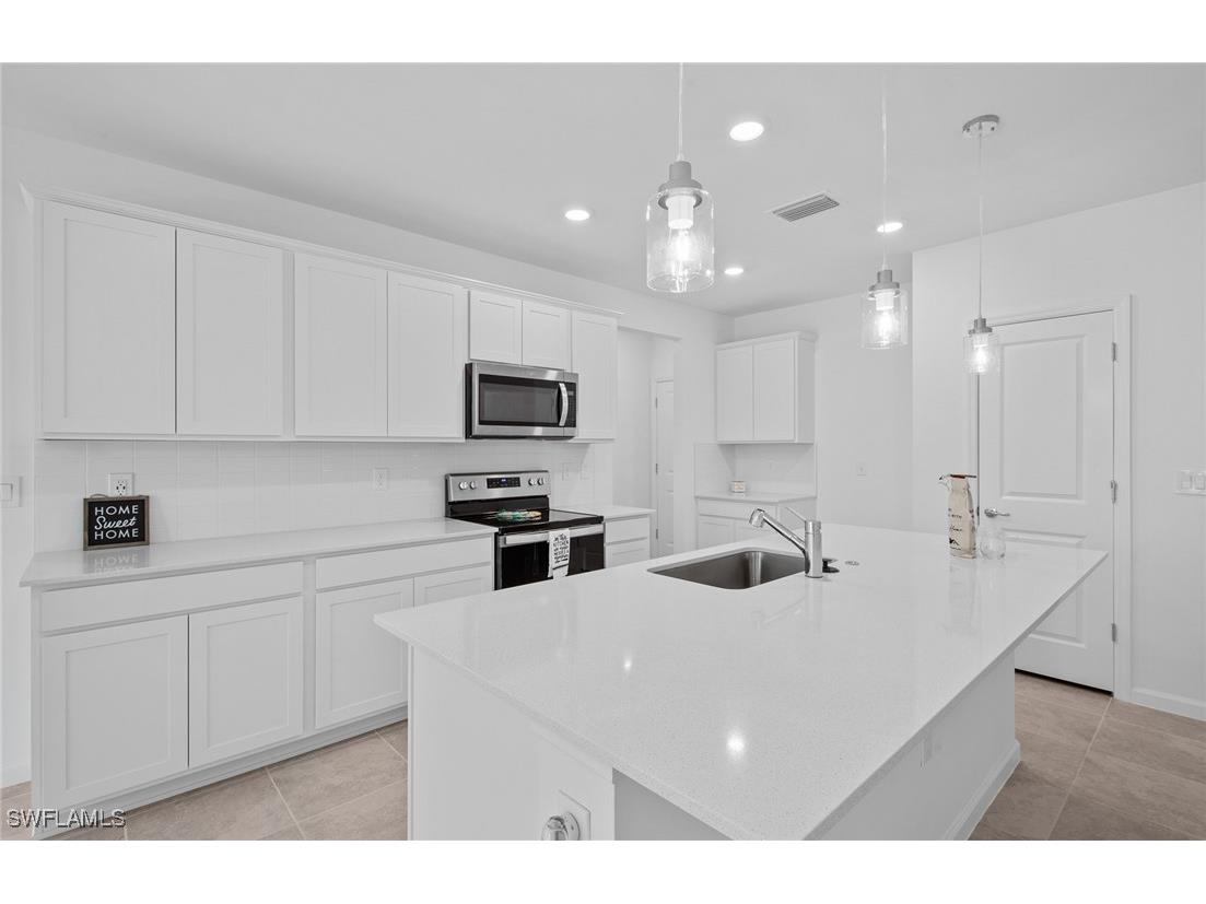 1634 Lake Jessup Circle Cape Coral FL 33909 225073158 image9