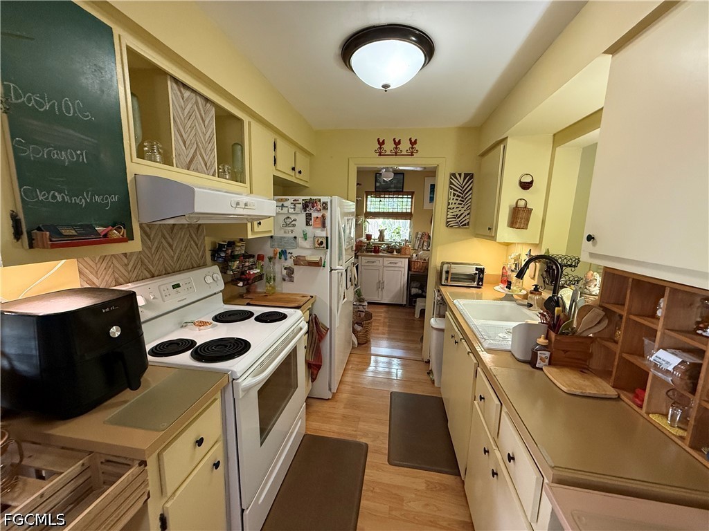 1635 Kensington Court Fort Myers FL 33907 2026024118 image7