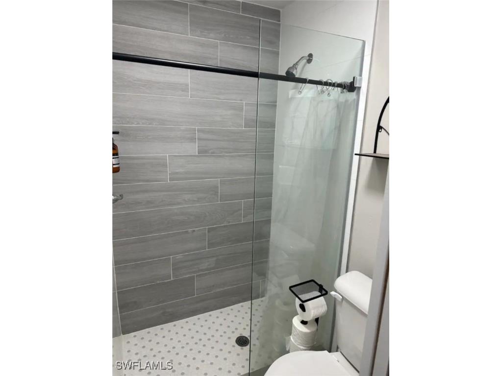 1635 Lowell Court Fort Myers FL 33907 225074188 image9