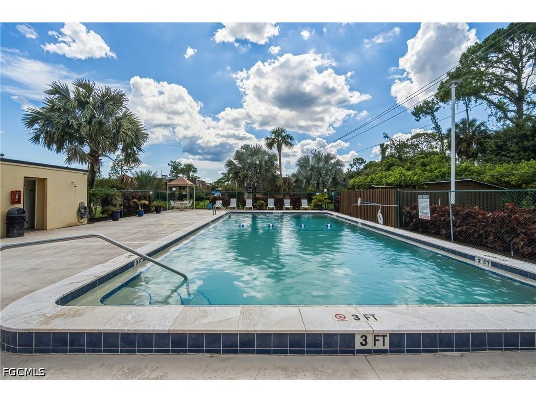 1635 Park Meadows Drive #1 Fort Myers FL 33907 2026025572 image17