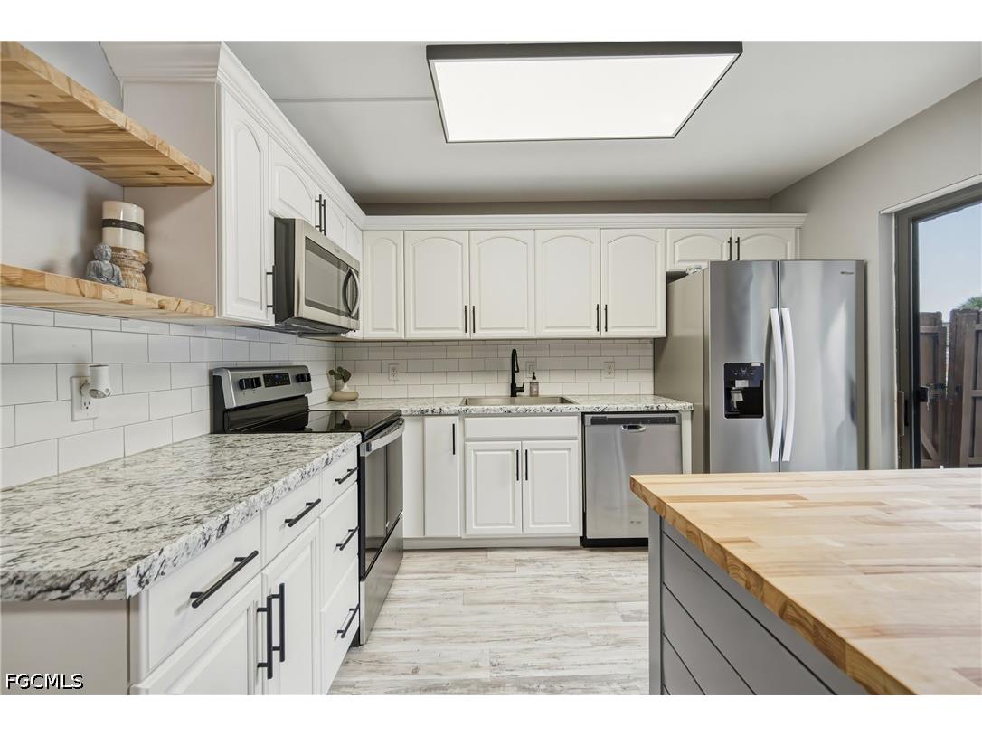 1635 Park Meadows Drive #1 Fort Myers FL 33907 2026025572 image9