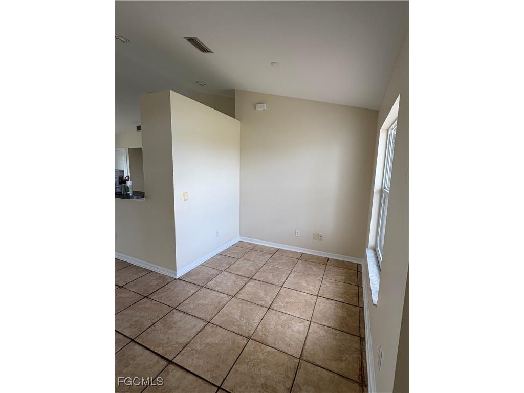1635 SW 32nd Terrace Cape Coral FL 33914 2025002470 image5