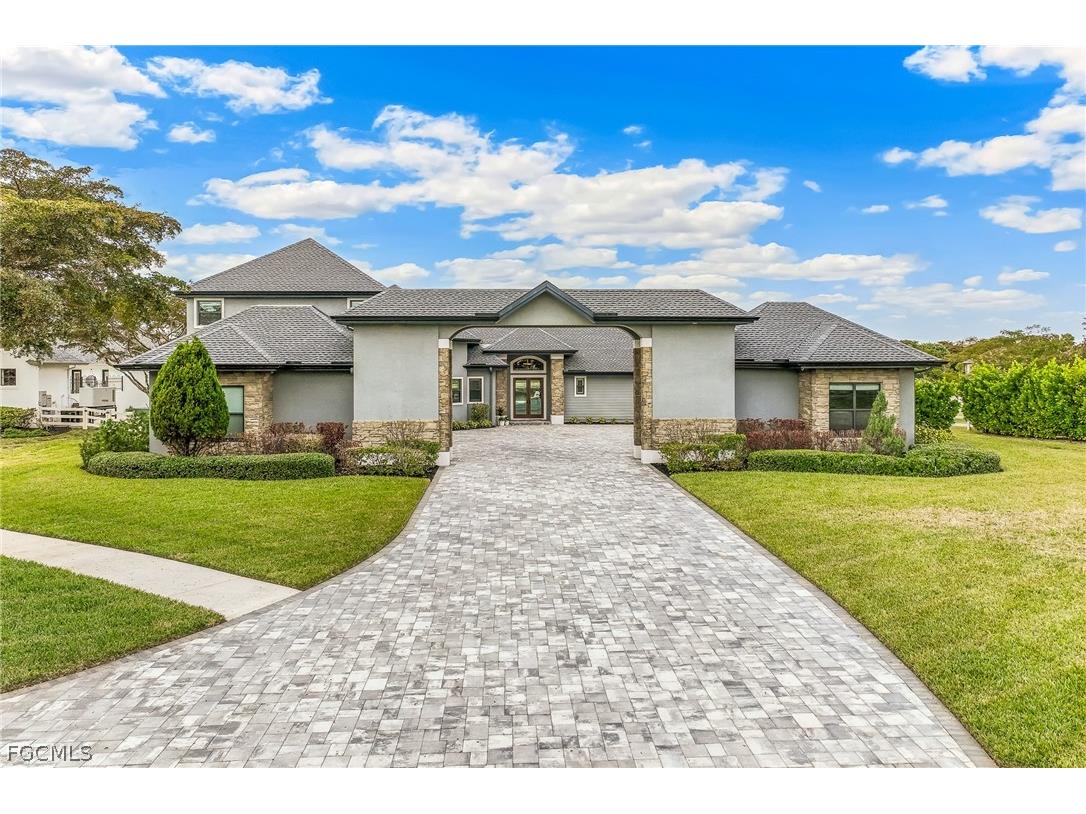 16351 Shenandoah Circle Fort Myers FL 33908 2026006000 image1