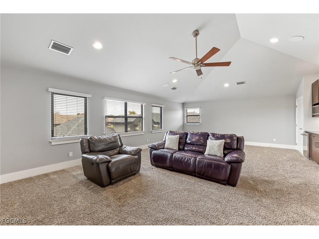 16351 Shenandoah Circle Fort Myers FL 33908 2026006000 image27