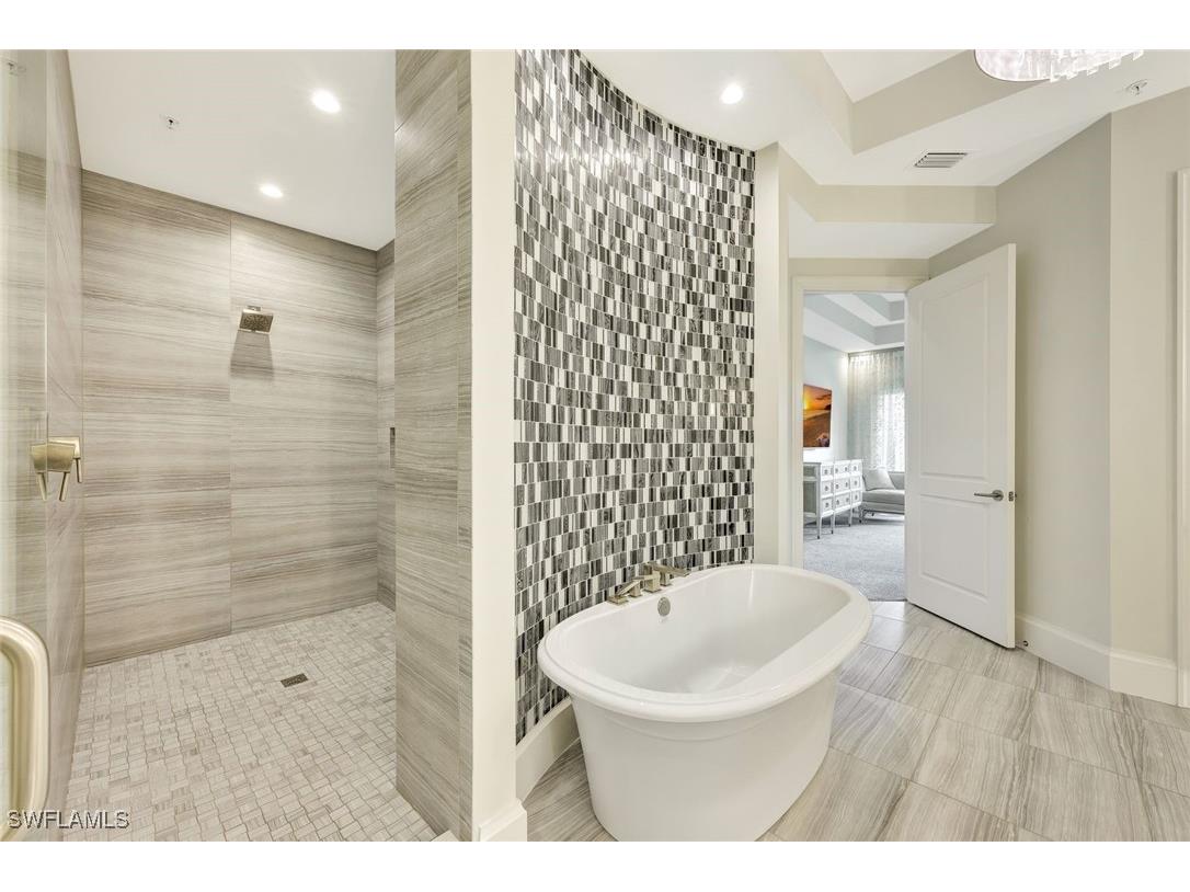 16358 Corsica Way #201 Naples FL 34110 225036029 image25