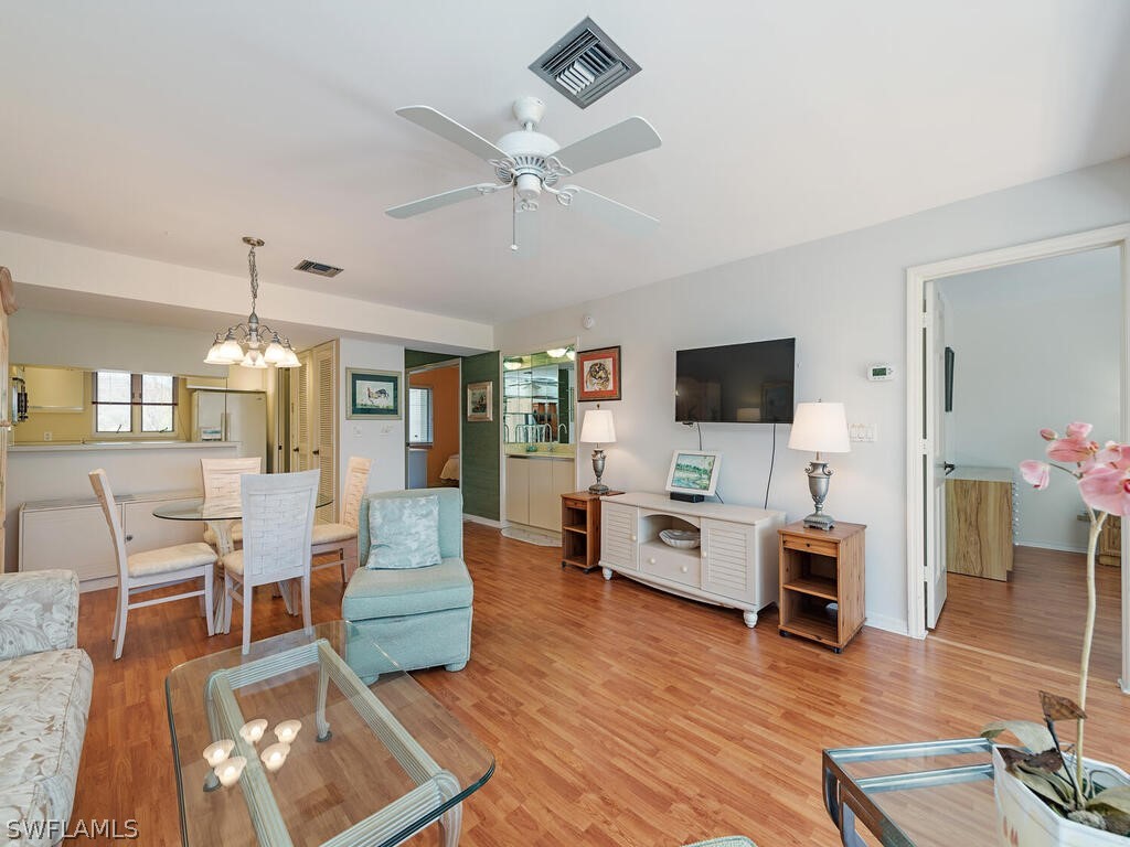 1636 Spoonbill Lane #B Naples FL 34105 224037384 image3