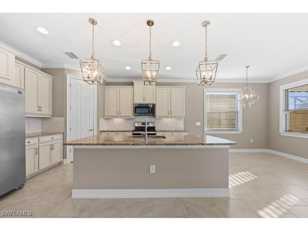 16361 Aberdeen Way Naples FL 34110 224014259 image1