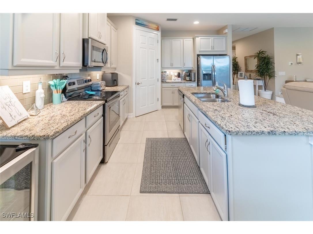 16366 Barclay Court Naples FL 34110 225050114 image8