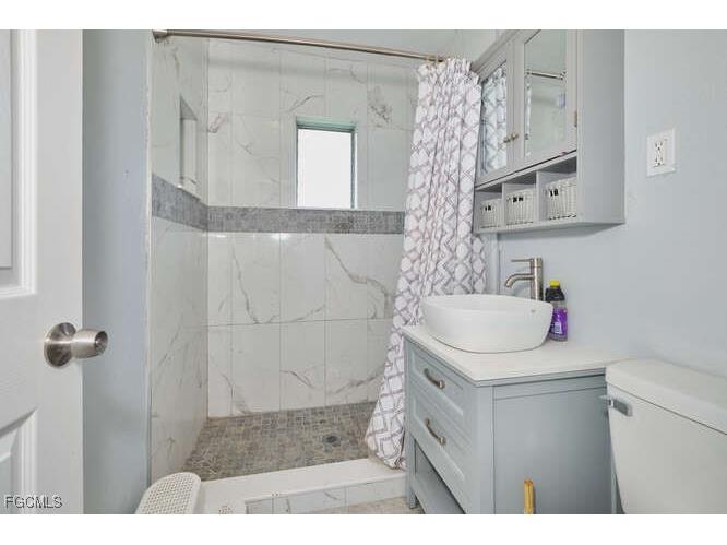 1637 Piney Road North Fort Myers FL 33903 2025005164 image16