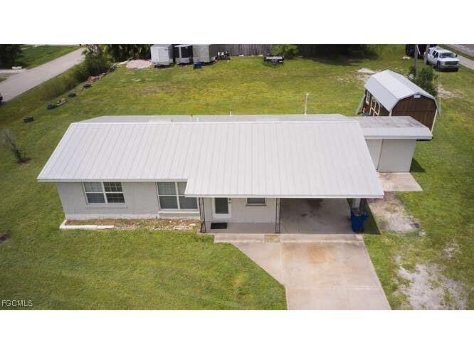 1637 Piney Road North Fort Myers FL 33903 2025005164 image32