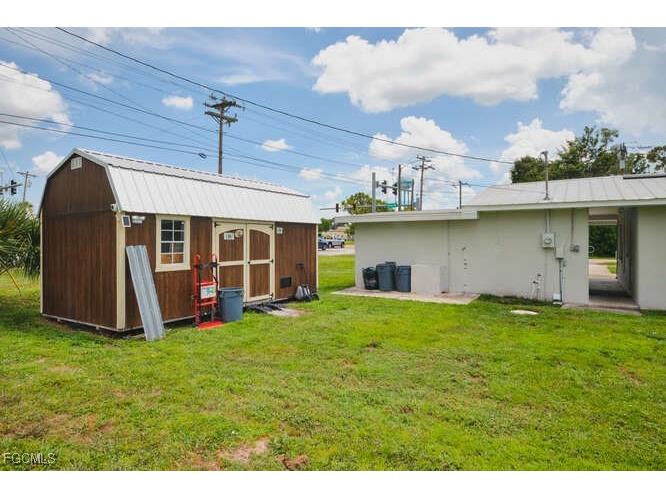 1637 Piney Road North Fort Myers FL 33903 2025005164 image36